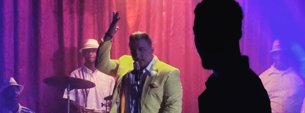 atom bio de Artie Oyola La Maña