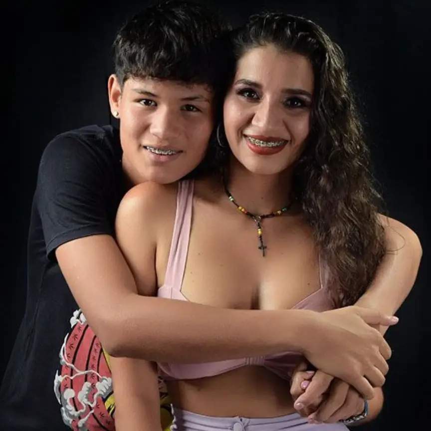atom bio de Yeymi Osorio