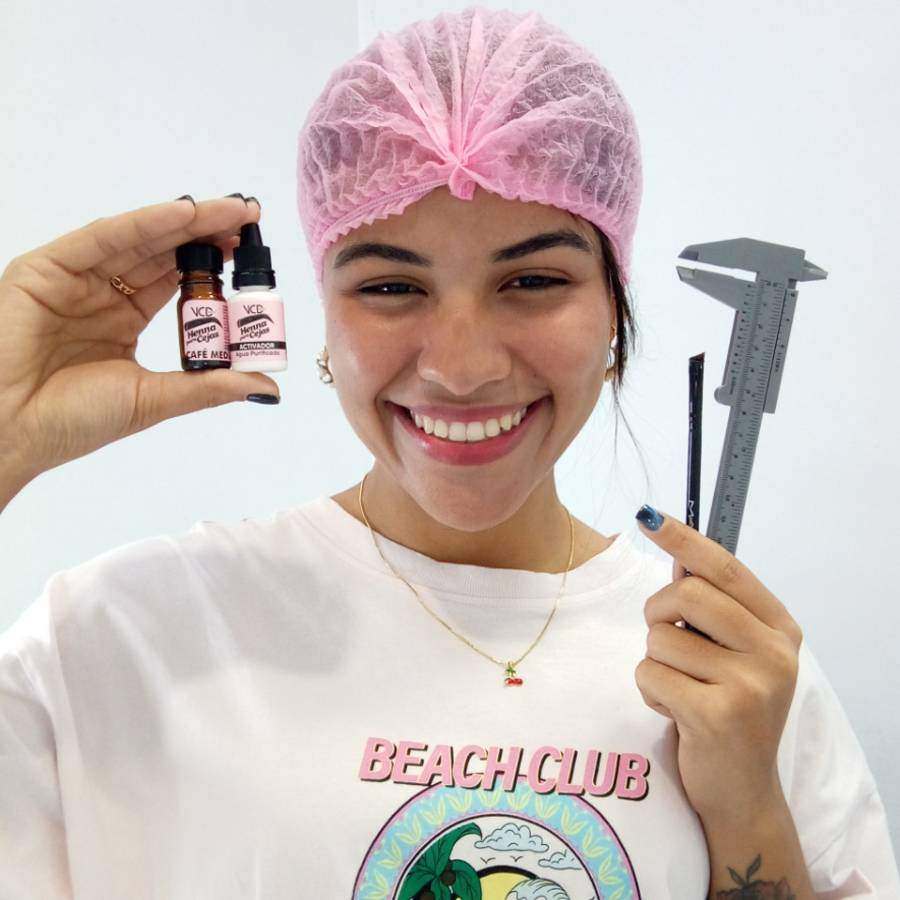 atom bio de Jeanmarit García | Eyeslash | Brows | Teacher