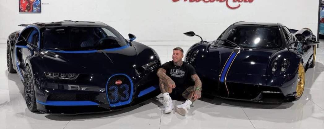 atom bio de Llados Universal