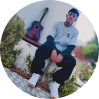 atom bio de Anonymous user