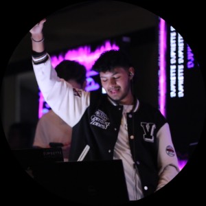 atom bio de Anonymous user