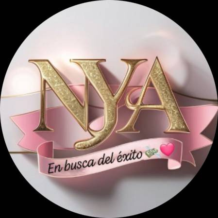 atom bio de Laura Aponte