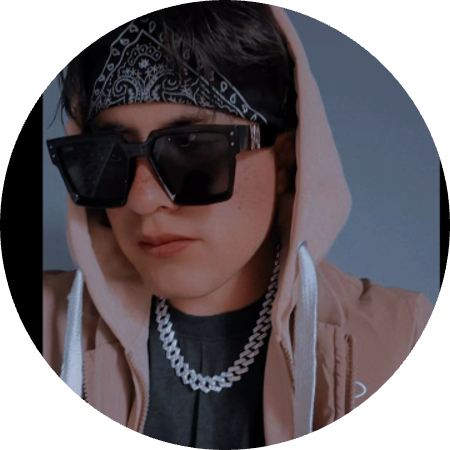 atom bio de Alexiss - Oficial