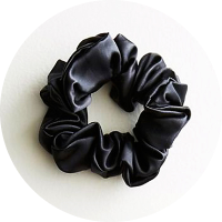 atom bio de Moñitos y Colitas