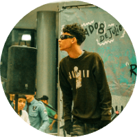 atom bio de Neiker Oficial