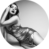 atom bio de Deneb Lee