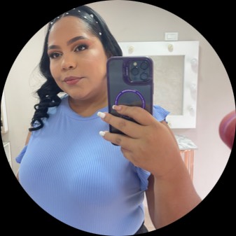 atom bio de | YAIRE MÁRQUEZ | LÍDER DIGITAL