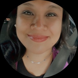 atom bio de Arizbet Mejía