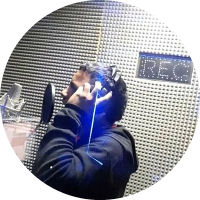 atom bio de Anonymous user