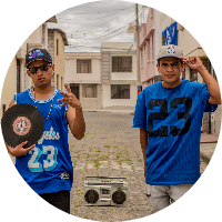 atom bio de Anonymous user