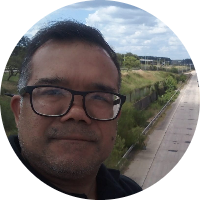 atom bio de Ariel Acevedo