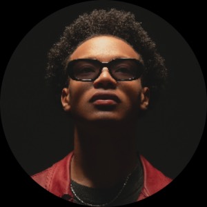 atom bio de MAIDAVY