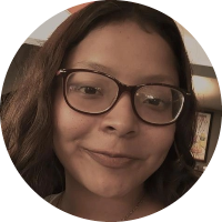 atom bio de Adriana Quineche Zavala